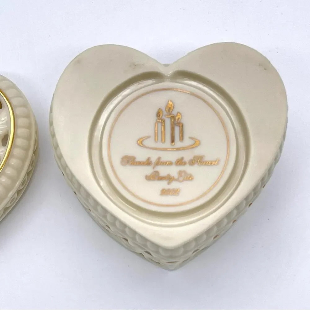 Vintage PartyLite 2002 Heart-Shaped Ivory w/ Gold Trim Tealight Candle Holder - Picture 5 of 7